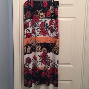 Eci - Floral Maxi Skirt